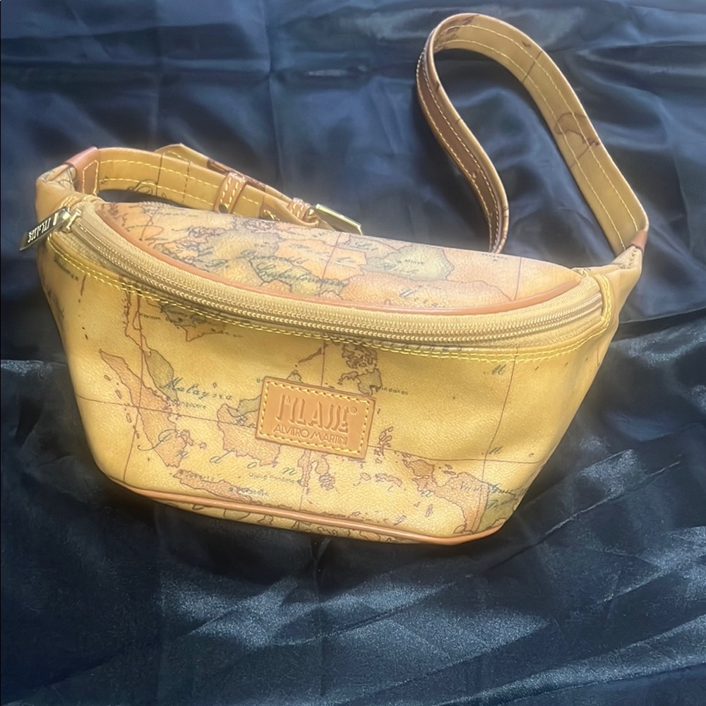 Alviero Martini Tan Belt Bag with Classic Design
